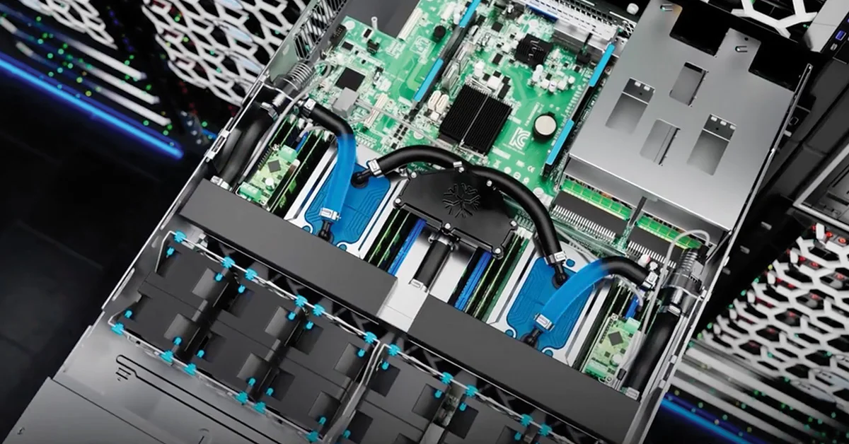 Stromversorgung und Kühlung