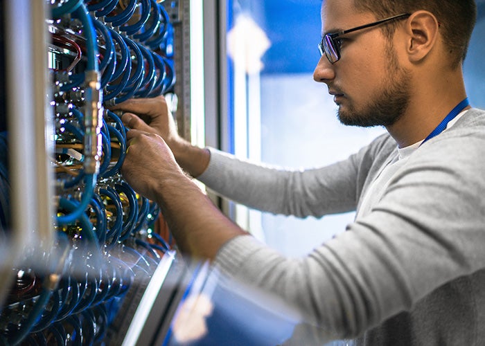 Instalación personalizada de soluciones de rack en la nube