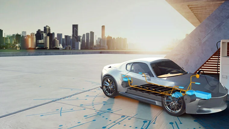 Skyline mit einem Fahrzeug, das auflädt