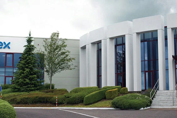 Außenansicht eines Flex-Gebäudes in Irland