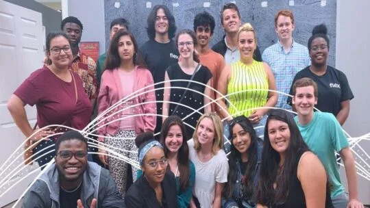 Wir feiern den National Intern Day mit all unseren Praktikant*innen weltweit